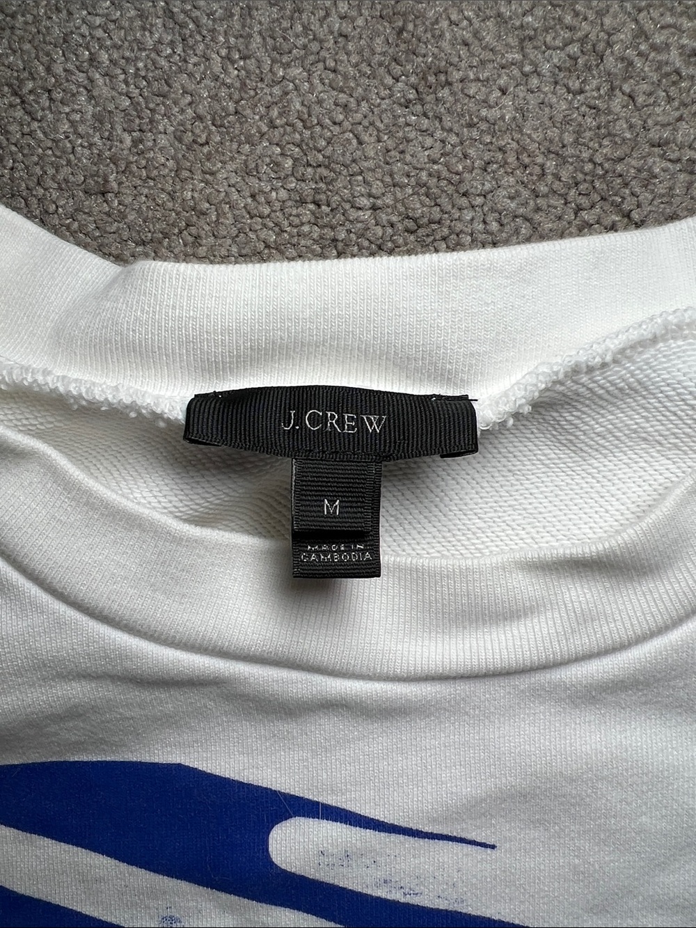 Virginie Morgand for J. Crew "Ski Babes" graphic sweatshirt Size Medium - Picture 3 of 5